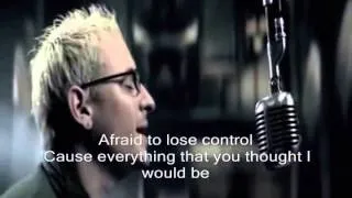 Lirik Video Resmi Linkin Park - Numb