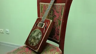Резонаторная сигарбокс гитара, изготовление. Врезка резонатора в корпус