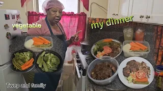 Debbie Sunday dinner@ oxtail W butter bean/ lamb stew/ rice and peas + vegs 🍍🍓drink