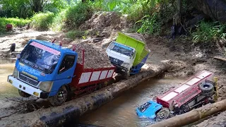 DERITA DI MUSIM HUJAN MELEWATI JEMBATAN EXTREME‼️Rc truk engkel akhirnya terguling 🔥🔥