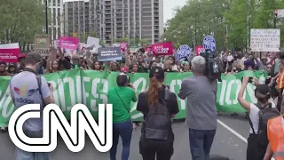 Ativistas pelo direito ao aborto protestam nos Estados Unidos | CNN SÁBADO