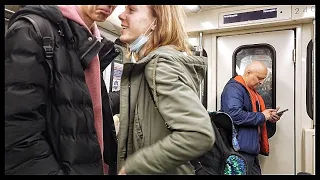 Metro Stations Russia St Petersburg Subway Ride. We examine the passengers [Stations, escalators
