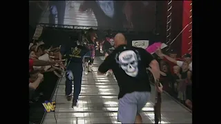 Patriot makes run in to save Vader from Hart Foundation & Austin Chases them backstage! 1997