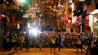 Hong Kong protests escalate as China confirms support for city's leader and police