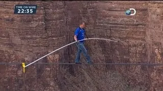 US daredevil completes Grand Canyon tightrope walk