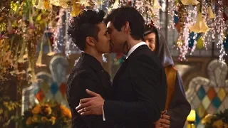 Shadowhunters - All Malec kisses through the series