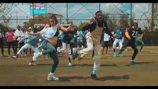 Pregnant  lady dancing burna boy kilometre dance video