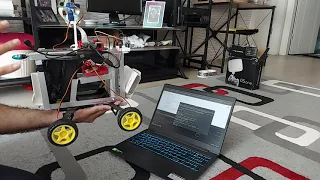 Yapay Zeka ile Desteklenmiş Ufak Bir Robot Çalışması (Arisa)