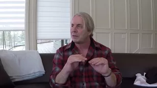 Bret Hart goes in-depth on his Amateur Wrestling Career!