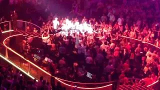 michael bublé (feat. naturally 7) - to love somebody (bee gees cover) [live]
