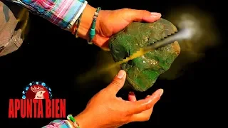 I look for Stone JASPE RED and I find GREEN JADE in the river * Treasures of the desert
