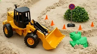 Dinossauros na construção da estrada! Vídeos educativos.