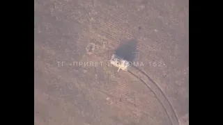 The Russians destroyed the Strv-122 type tank (Leopard 2A5) near Stelmakhivka  with Lancet
