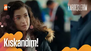 Kıskanç Aybike! - Kardeşlerim Arşiv Sahneler🎬