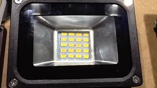 Teardown, autopsy and hack of dead SMD LED floodlight.