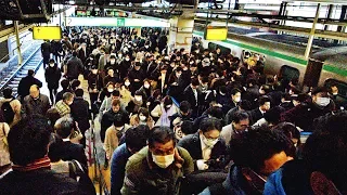 【Rush hour】Packed train in Japan 東京の満員電車