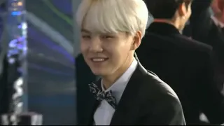 Remember BTS reaction when Suga won the award and ofcourse our overexcited "3J"🤣#btsfunnyvideo