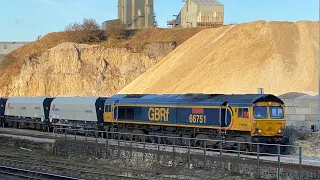 (HD) “Can he do it? Class 66 labours with heavy stone train”- sheer power! UK Trains (HD) UK Rails