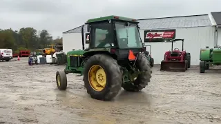 JOHN DEERE 2140 TRACTOR WITH CAB 704441