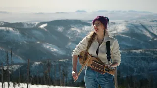 Singing in the mountains - Fear a' Bhàta / nyckelharpa