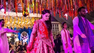 Minal Khan Dance Performance on Aiman Khan Mehndi