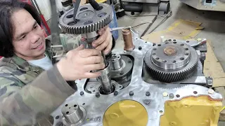 How to install camshaft with set of timing gear for camshaft and crankshaft. 3406B CAT ENGINE