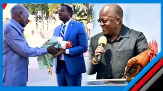 MZEE ALIYEMPA JOGOO MAGUFULI AIBUKIA BUNGENI NA JOGOO WA BASHUNGWA "NIMEKUPA ZAWADI HII KWA HESHIMA"