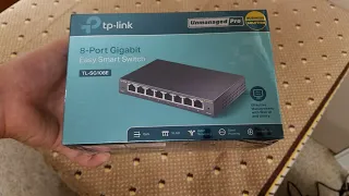 TP Link 8 Port Gigabit Switch TL-SG108E Unboxing
