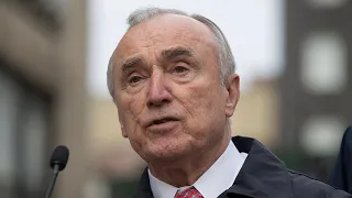 Former NYPD Commissioner Bill Bratton discusses the rise in violent crime across the U.S. in 2020