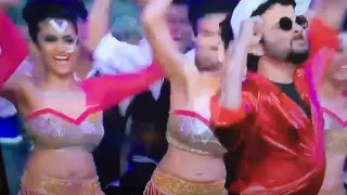 Anil Kapoor Jhakkas dance joined by Ranveer Singh in 2016 award show