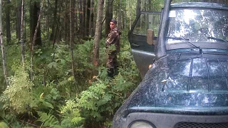 УАЗ Hunter в лесу  Лебедка в деле