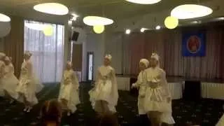 Очень красивый танец!