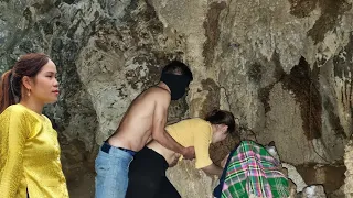 went to the forest to pick vegetables, went to the market and was attacked by strangers in a cave