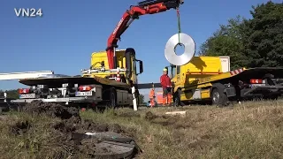 29.05.2019 - VN24 - Cargo of steel coils breaks through truck side at Werl motorway junction