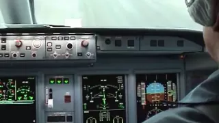 Испытания SSJ 100 при боковом ветре в Исландии.