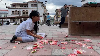 Señora pizøtea las sandias de esta pøbre niñα sin saber que ella sαlvó su vida