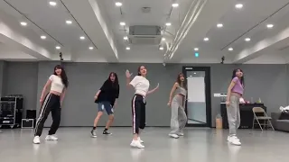 YOONA covers idol dances ♥