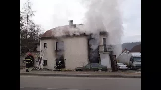 POŽÁRY.cz: Požár domu v Loděnici na Berounsku způsobila vadná televize