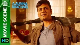 Nawazuddin Learns Dancing | Bollywood Movie | Munna Michael