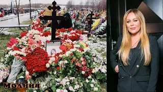 «Она творит чудеса»: На могилу Юлии Началовой организуют паломнические туры