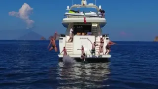 JAUNI charter MotorYacht