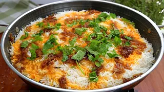 Master the taste of Hyderabadi Mutton Biryani in this easy way!