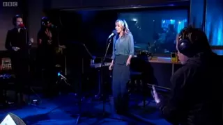 HD Kylie Minogue - GET OUTTA MY WAY (Acoustic at BBC Radio1 Live Lounge)