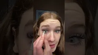 Contact Lens Plunger Gets Stuck Directly on Woman's Eye || ViralHog