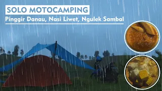 SOLO MOTOR CAMPING : CAMPING HUJAN PINGGIR DANAU - NASI LIWET, SAMBAL, IKAN ASIN - SATRIA FU - ASMR