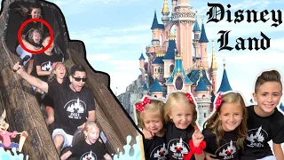 3 YEAR OLD SHOWS NO FEAR AT DISNEYLAND! / RIDES SPLASH MOUNTAIN FOR THE FIRST TIME!