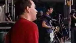 Genie In A Bottle (Live Big Day Out 2000) - Blink-182