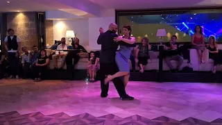 Luca Autiero y Daniela Orlacchio, Tango demo alla Milonga Querida. De vidrio - Típica Messiez!