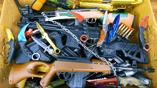 Karambit And Real Knives, Toy Bead Shooting Guns, Box Of Toy Guns Collection