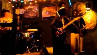 Chick Willis at the Bradfordville Blues Club.wmv